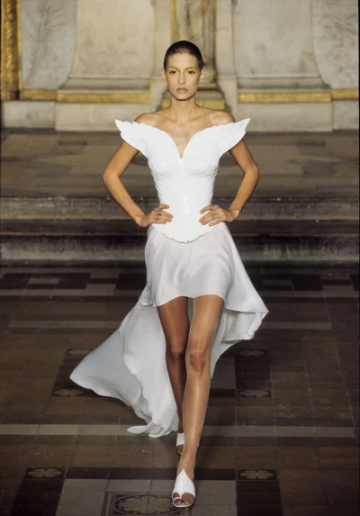 Look 25